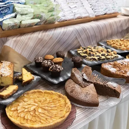 Consul - Family Hotel