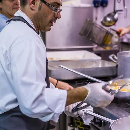 Hotel Consul - Family 3*