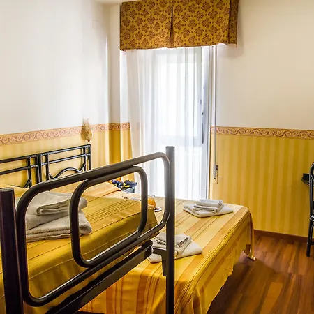 Szálloda Consul - Family 3*