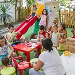 מלון Consul - Family ריצ'יונה