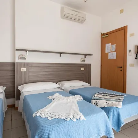 Hotel Consul - Family 3*