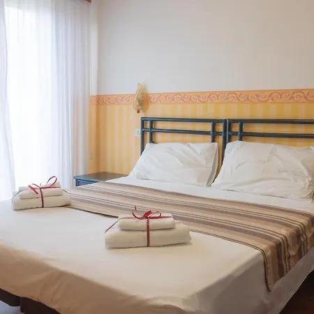 Hotel Consul - Family 3*