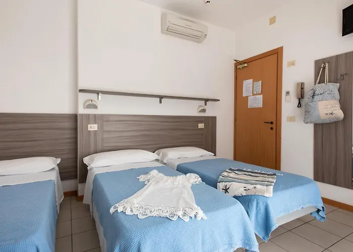 Hotel Consul - Family 3*