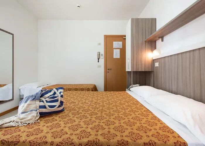 Hotel Consul - Family 3*