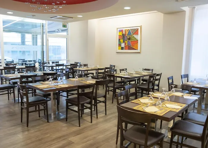 Consul - Family 3* Riccione