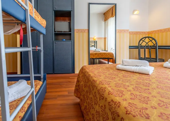 Consul - Family Hotel