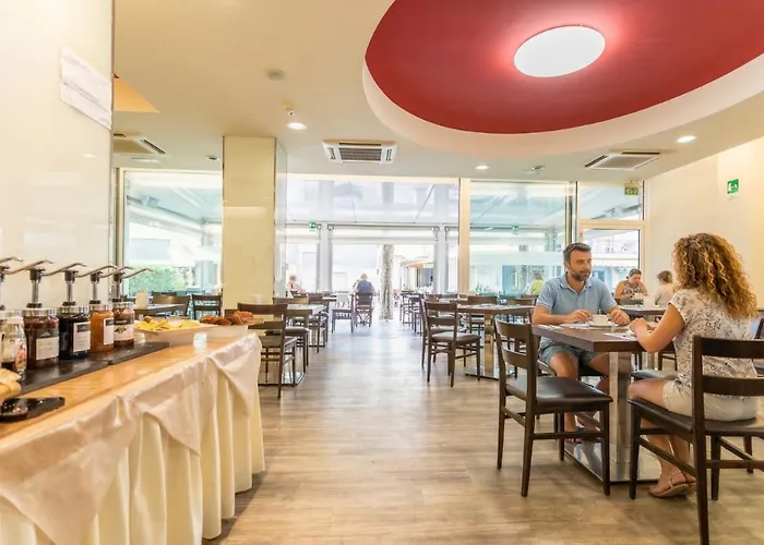 Hotel Consul - Family 3*